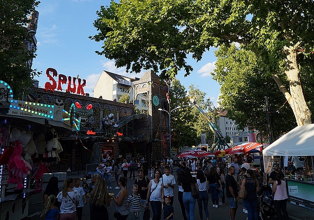 Auch an der diesjährigen Kilbi gibt es wieder einige Neuerungen, so wird an Stelle der «Spuk» vom vergangenen Jahr, heuer wieder die «Geistervilla» in der Schützi für Gruselmomente sorgen. (Bild: F. Beidler)