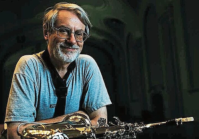 Mit Bruno Spörri steht am kommenden Sonntag, 11. Oktober ein Pionier für elektronische Musik auf der Galicia Bühne. (Bild: ZVG)