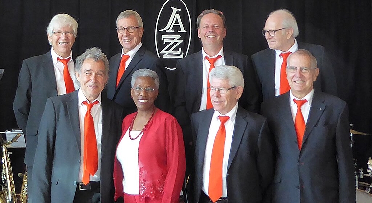 Die Littletown Jazz Band mit der Sängerin Bernita Bush. (Bild: ZVG)