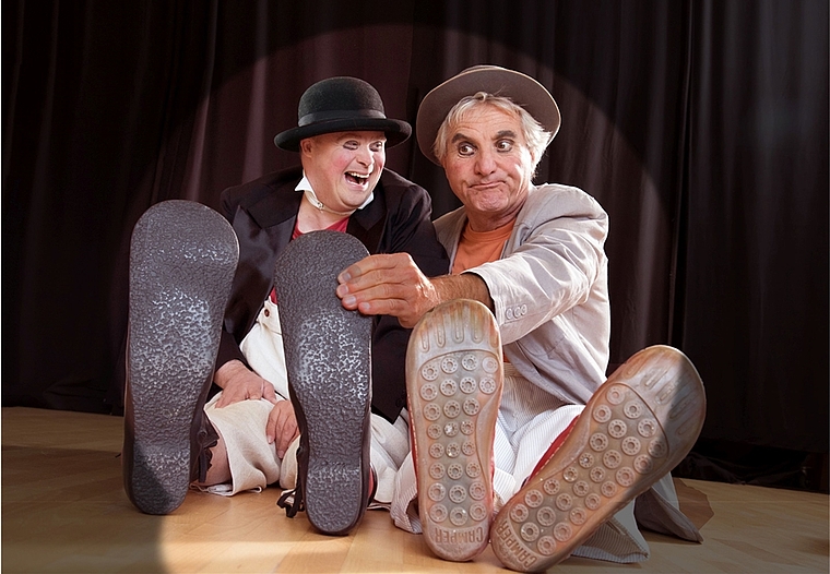 Gefühlen, Witz und Tiefgang gibt es beim clownesken Theater von Olli Hauenstein und Eric Gadient zu erleben. (Bild: ZVG)