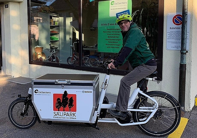 Collectors liefert Ihre Ware nach Hause: Marc Aeschbacher, Vize Präsident vom Verein Velo-Lieferdienst Olten. (Bild: ZVG)