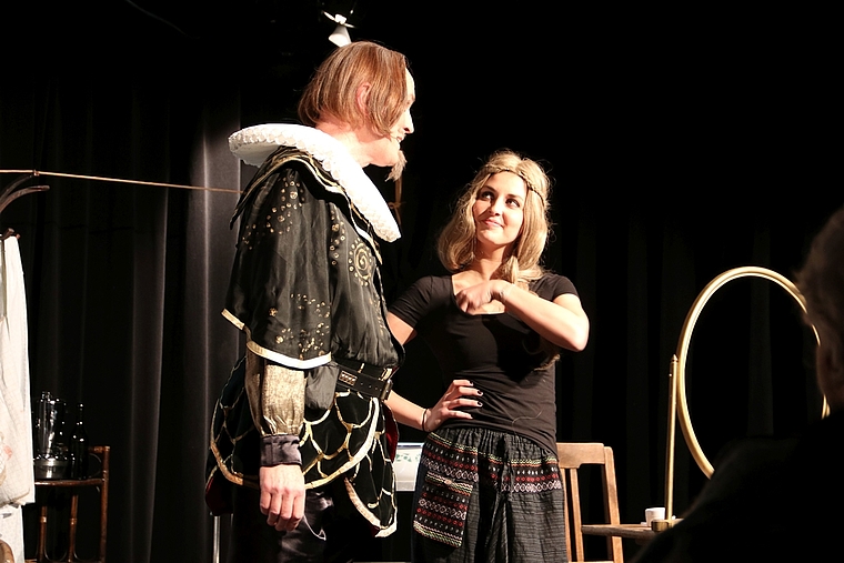 Aufgrund der grossen Nachfrage zeigt das Heimatschutz-Theater Olten sein neues Stücks «Es war die Lerche» in einer Zusatzaufführung am Samstag, 13. April. (Bild: mim)