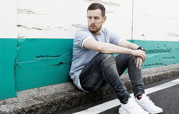 Der Solothurner Manillio spielt am St. Peter at Sunset im Juli. (Bild: ZVG)