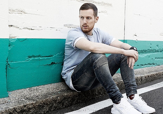 Der Solothurner Manillio spielt am St. Peter at Sunset im Juli. (Bild: ZVG)