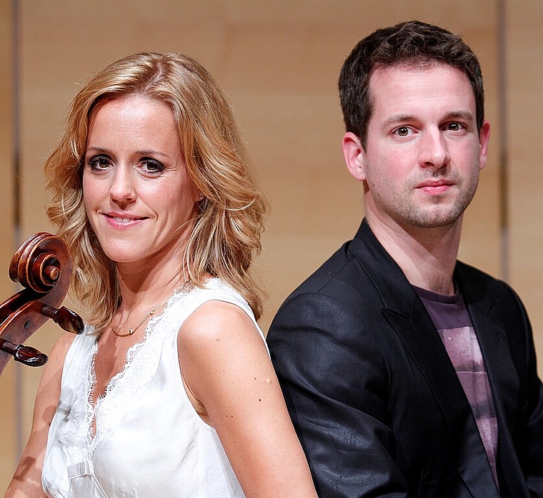 Cellistin Sol Gabetta und Pianist Betrand Chamayou beehren am nächsten Donnerstag, 9. Februar mit ihrer Musik das Stadttheater Olten. (Bild: ZVG)