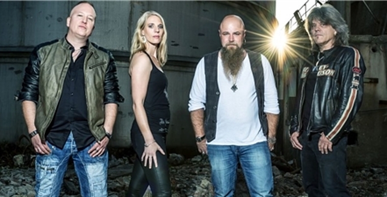 Die Band «Dögz» bringt satten Rock ans Woog-Open-Air. (Bild: ZVG)
