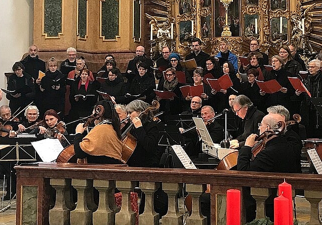 In ihrem aktuellen Konzertprogramm, das am Samstag, 9. März in der Stadtkirche Olten zu hören ist, kredenzen die Solothurner Vokalisten ein exquisites Menu mit französischer Barockmusik. (Bild: ZVG) www.arsmusica.ch/Vokalisten