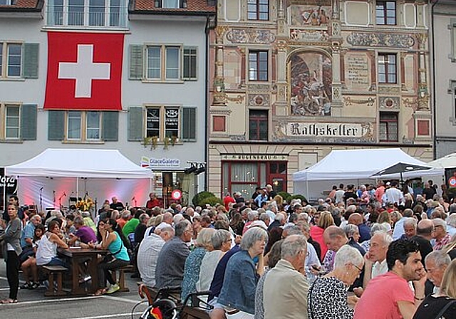 Im vergangenen Jahr wurde die Bundesfeier in Olten nach verschiedenen anderen Standorten wieder einmal auf dem Klosterplatz durchgeführt. (Bild: mim)