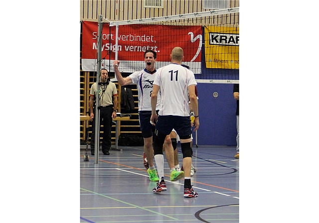 Luis Geiser (l.) hofft, auch in Zukunft mit seiner Mannschaft in der Nationalliga B Punkte zu feiern. (Bild:  ZVG)