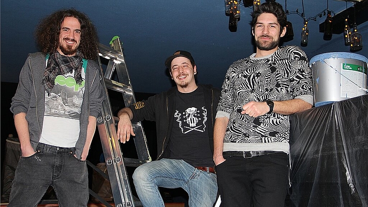 Freuen sich auf das musikalische Partywochenende: Daniel Kissling, Tobias Gisi und Nils Löffel. mim)