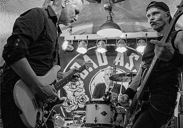 Krokus-Urgestein Fernando von Arb (l.)triitt am Samstag, 2. Februar mit seinem Trio Bad Ass Romance im Galicia auf. (Bild: ZVG)