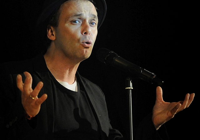 Die deutsche Slam-Koryphäe Frank Klötgen aus Berlin wird anlässlich der heute Abend stattfindenden Wortklang-Ausgabe auf der Bühne stehen. (Bild: U. Lehmann)