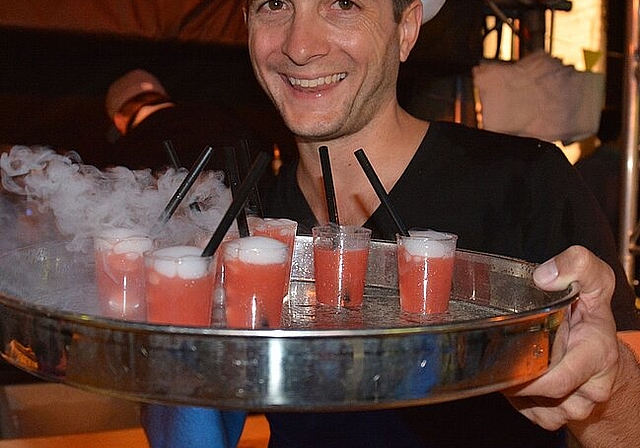 Beste Partylaune und Strandfeeling dürfte auch am diesjährigen Strandfest in Aarburg aufkommen. (Bild: B. Beyeler / Archiv)