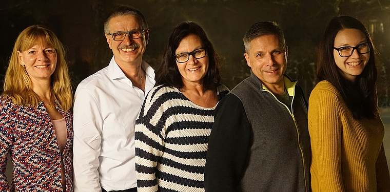 Der Vorstand der Indiaca Gruppe Starrkirch-Wil wurde für zwei Jahre wieder gewählt: (v.l.) Marlise Vogt, Kurt Aeberhard, Isabelle Hachen, Reto Itin und Tami Nyffeler. (Bild: ZVG)