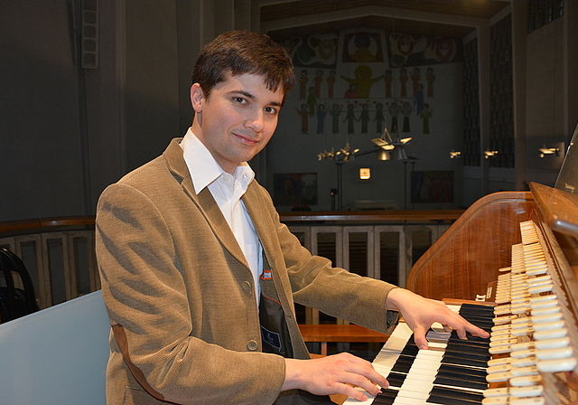 Lässt die Orgel in der Kirche St. Marien erklingen: Christoph Mauerhofer. (Bild: vwe)