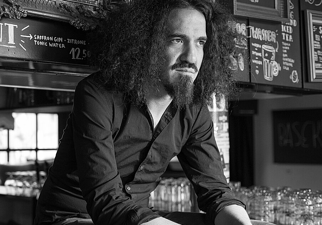 <em>Daniel Kissling</em>, Kulturschaffender und Barkeeper. (Bild: M. Isler)