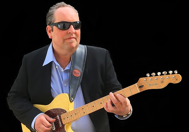 Der Oltner Gitarrist André Kunz gibt am Samstag, 2. November einen Vorgeschmack auf sein neues Album. (Bild: ZVG)
