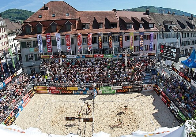 Vier Tage Spass im Sand: Die Coop Beachtour bringt vom 20. bis 23. Juni Beachvolleyball nach Olten. (Bild: Adrian Knecht)
