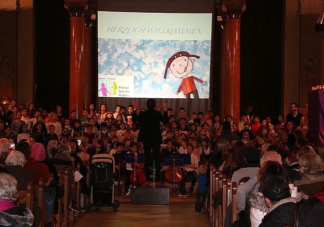 Die Hübeli-Kinder bestritten Mitte Dezember ihr Adventskonzert. (Bild: ZVG)