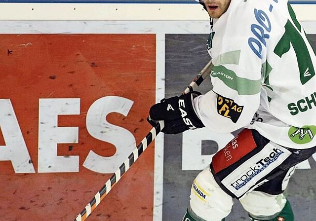 Jahrelang kannten die EHCO-Fans den Thaler Diego Schwarzenbach als flinken und treffsicheren Flügelstürmer in Grün-weiss oder Weiss-grün. (Bild: Archiv Hr. Aeschbacher)

