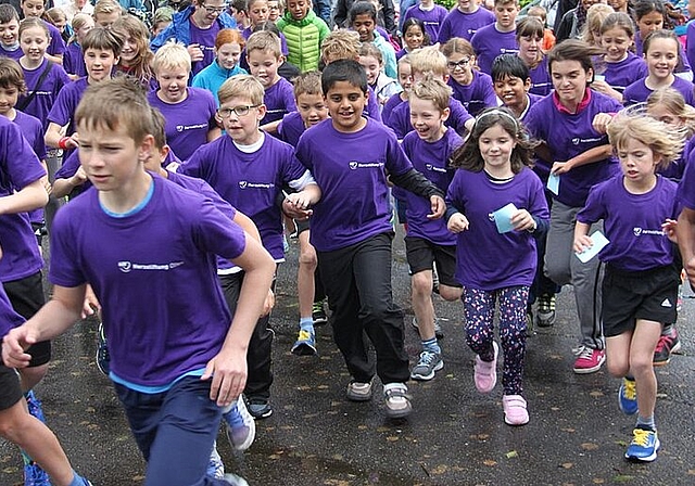 Auch zahlreiche Schüler laufen am Samstag, 20. Mai für den guten Zweck. (Bild: ZVG)