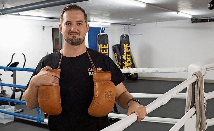 Präsident und Cheftrainer in Personalunion: Nexhmi Zenuni ist fast täglich im Boxkeller in Olten anzutreffen. (Bild: Achim Günter)