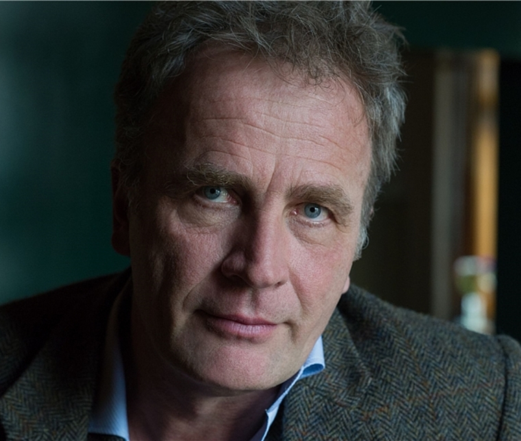 Alex Capus lädt am kommenden Mittwoch, 26. April zum bunten Oltner Abend. (Bild: ZVG)