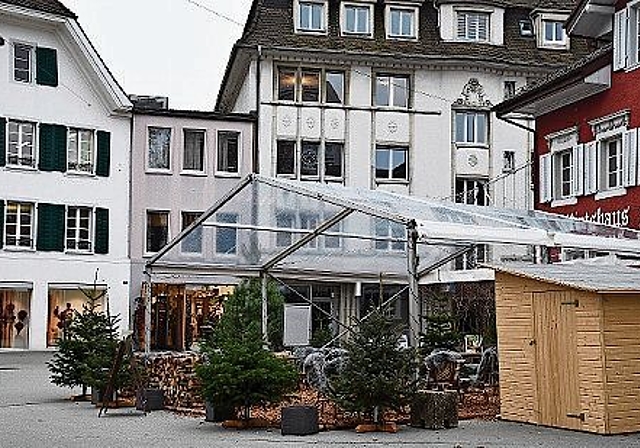 Für Aussenwirtschaften für die Wintersaison 2020/2021 werden keine Gebühren erhoben. (Bild: D. Donatsch)