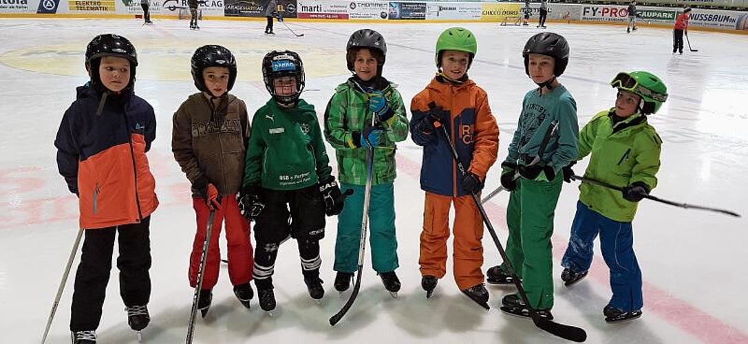 Sportliche Aktivitäten stehen bei den Starrkircher Spatzen hoch im Kurs: Ob ein Wettkampf in einer Eisshalle...
