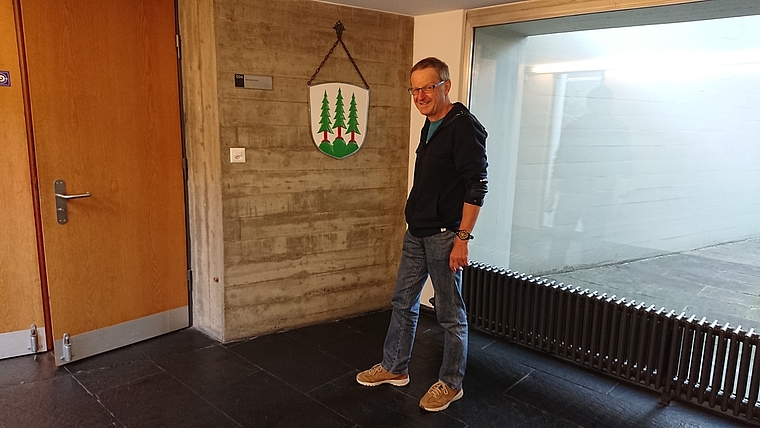 Mit seiner freundlichen und humorvollen Art politisiert Ruedi Moor seit 12 Jahren im Oltner Gemeindeparlament. (Bild: ZVG)