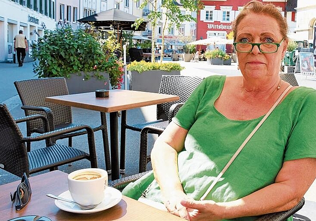 Cathrin Zysset geht es heute ruhiger an. Doch die Oltner Fasnacht besucht sie immer noch kostümiert. (Bild: Cyrill Pürro)
