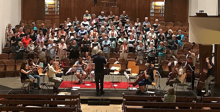 Der Oratorienchor Olten lädt am 18. Juni zum Sommernachtskonzert. (Bild: ZVG)