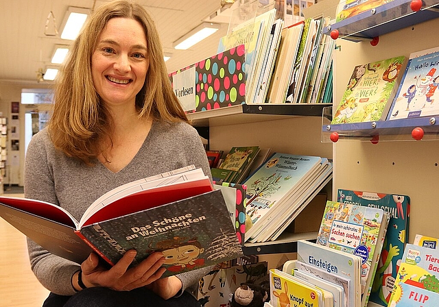 Die Oltnerin Manuela Höfler stellt in ihrem Bilderbuch die Frage, was an Weihnachten wirklich zählt. (Bild: mim)