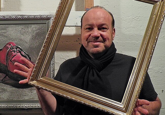 Thomas Droll freut sich über viel Besuch in seinem Atelier an der Tannwaldstrasse 121 im ehemaligen Sunlight-Areal in Olten. (Bild: ZVG)