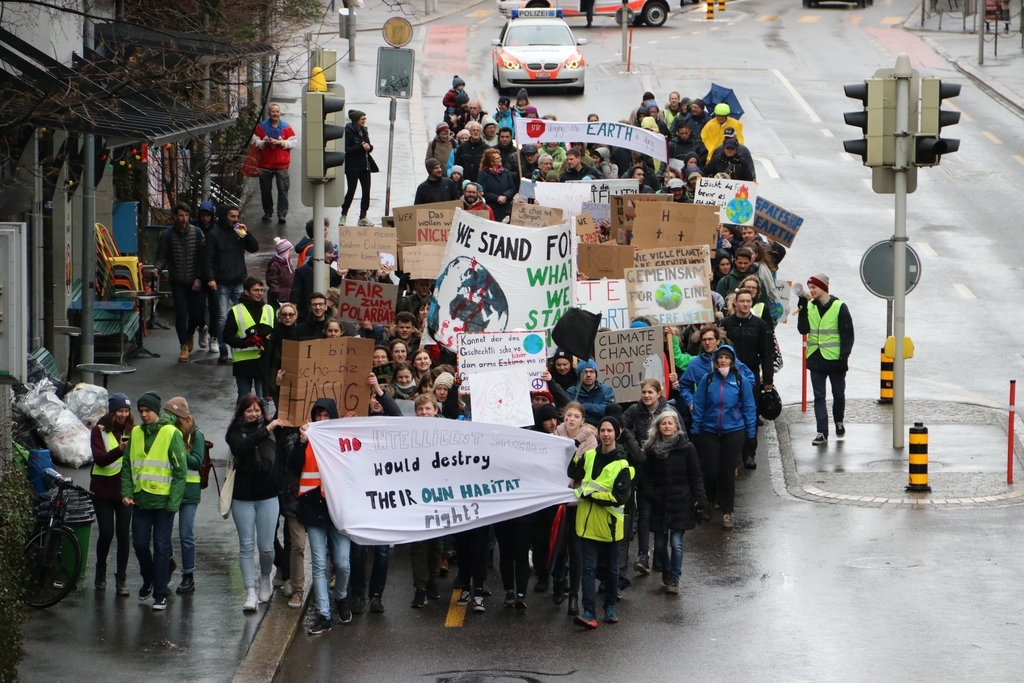 Mit dem internationalen Klimastreik vom 15. März nahm die Jugend-Klimaschutz-Bewegung in Olten ihren Anfang. (Bild: mim)
