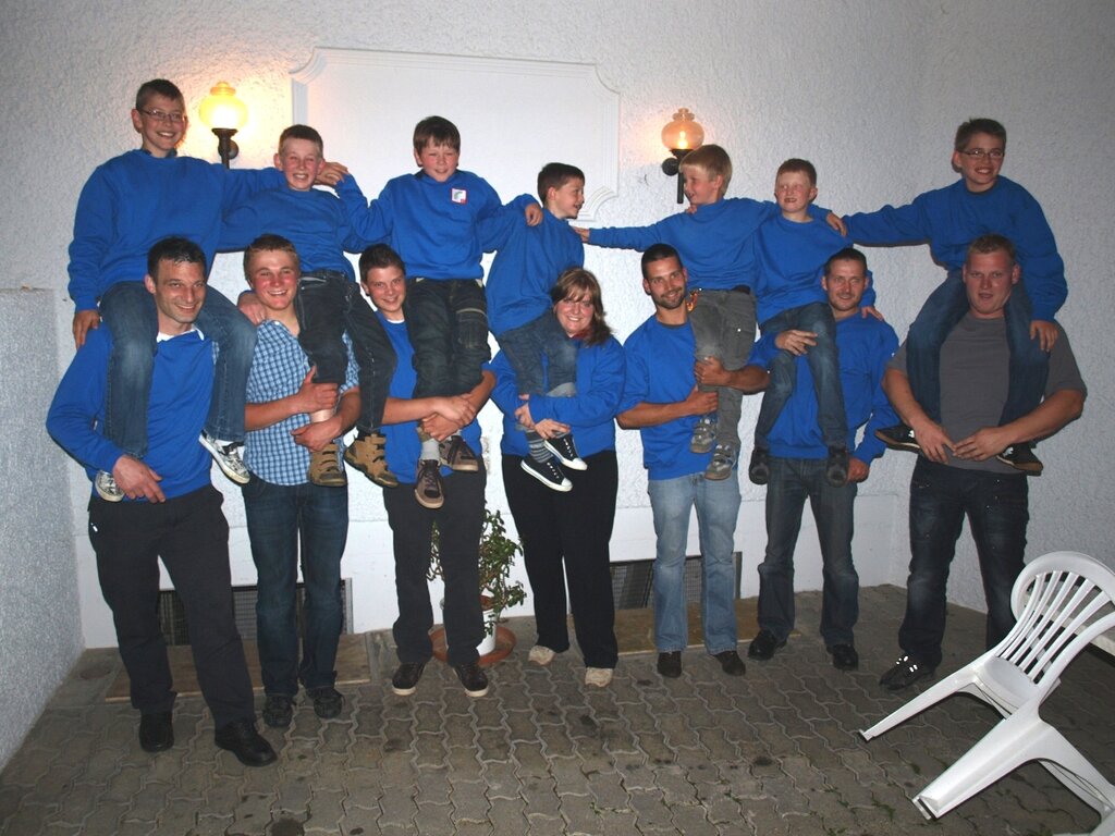 Jungschwinger und Aktive.(Bild: ZVG)
