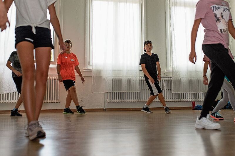 Der Streetdance-Workshop spricht jeweils Knaben und Mädchen gleichermassen an. (Bild: ZVG)