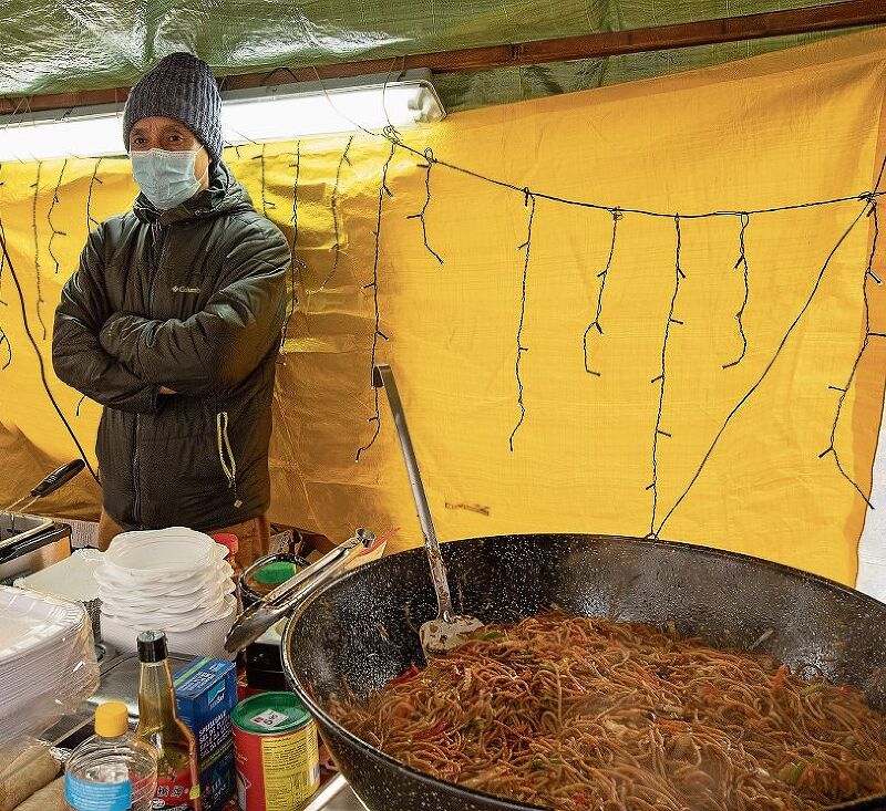 Auch asiatische Leckereien gab es am Markt.
