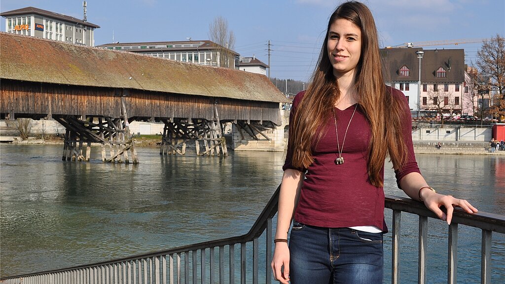 Die Hochsprung-Athletin und Studentin Nathalie Lauber befindet sich auf Erfolgskurs. (Bild: B. Beyeler)
