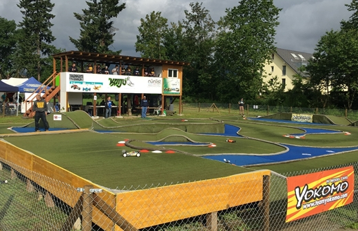 Auf der neuen Modellauto-Rennstrecke in Härkingen fand im vergangenen Juni bereits ein Lauf der offiziellen Schweizer Meisterschaft im RC-Racing statt. (Bild: ZVG)